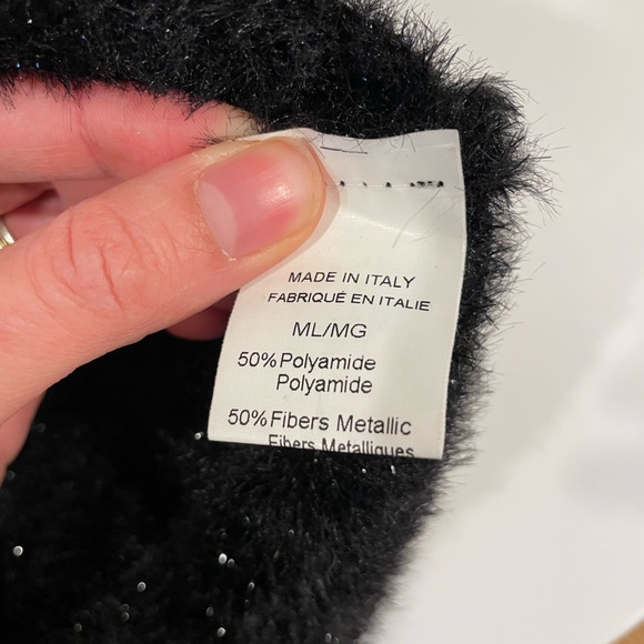 ๐ฎ๐น MADE IN ITALY Beautiful Black sparkle sweater - Picture 2 of 3